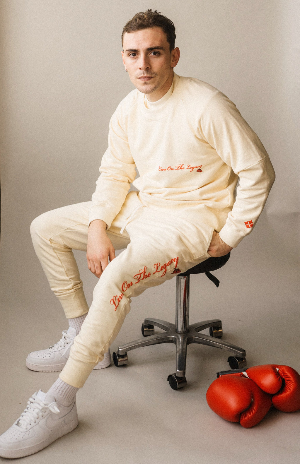 L O • T L Sweat Pants image 6