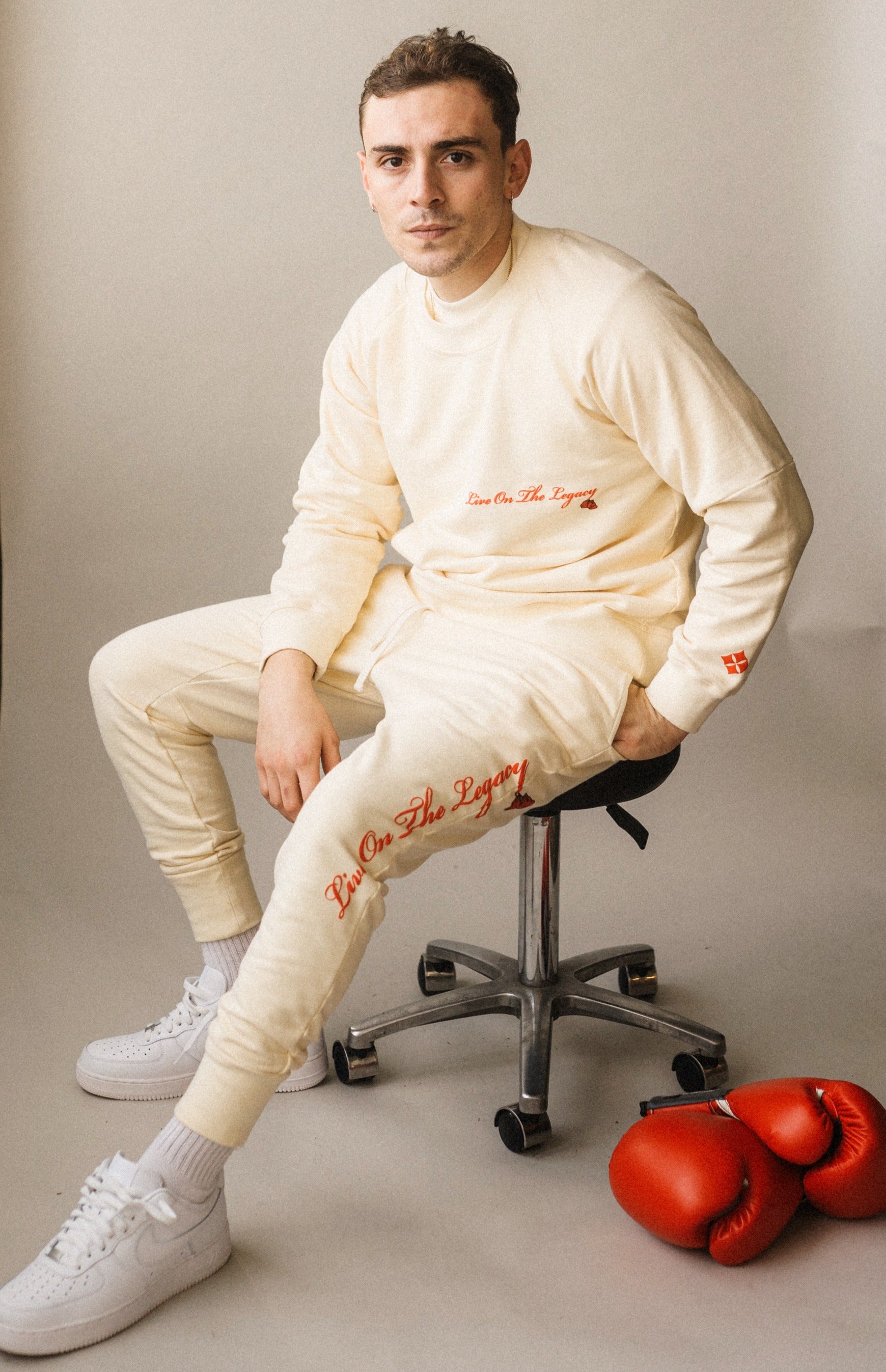 L O • T L Sweat Pants image 6